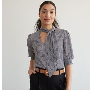 Reitmans Tie-Neck Short-Sleeve V-Neck Blouse